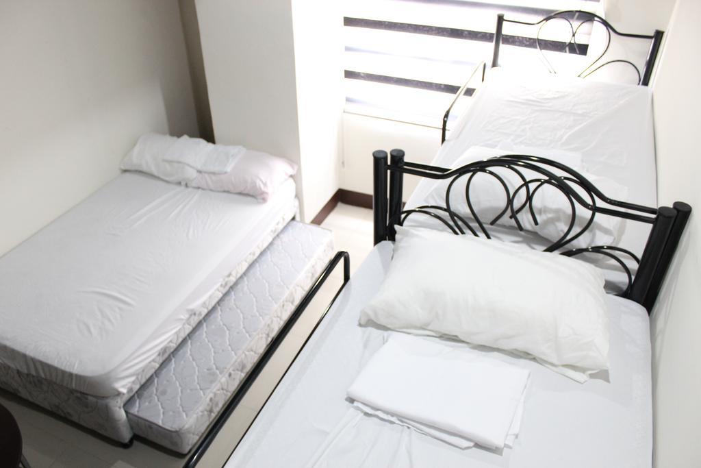 Feel Great Stay Condotels - San Marino Cebu ภายนอก รูปภาพ