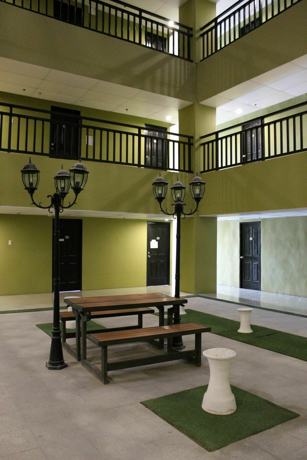Feel Great Stay Condotels - San Marino Cebu ภายนอก รูปภาพ