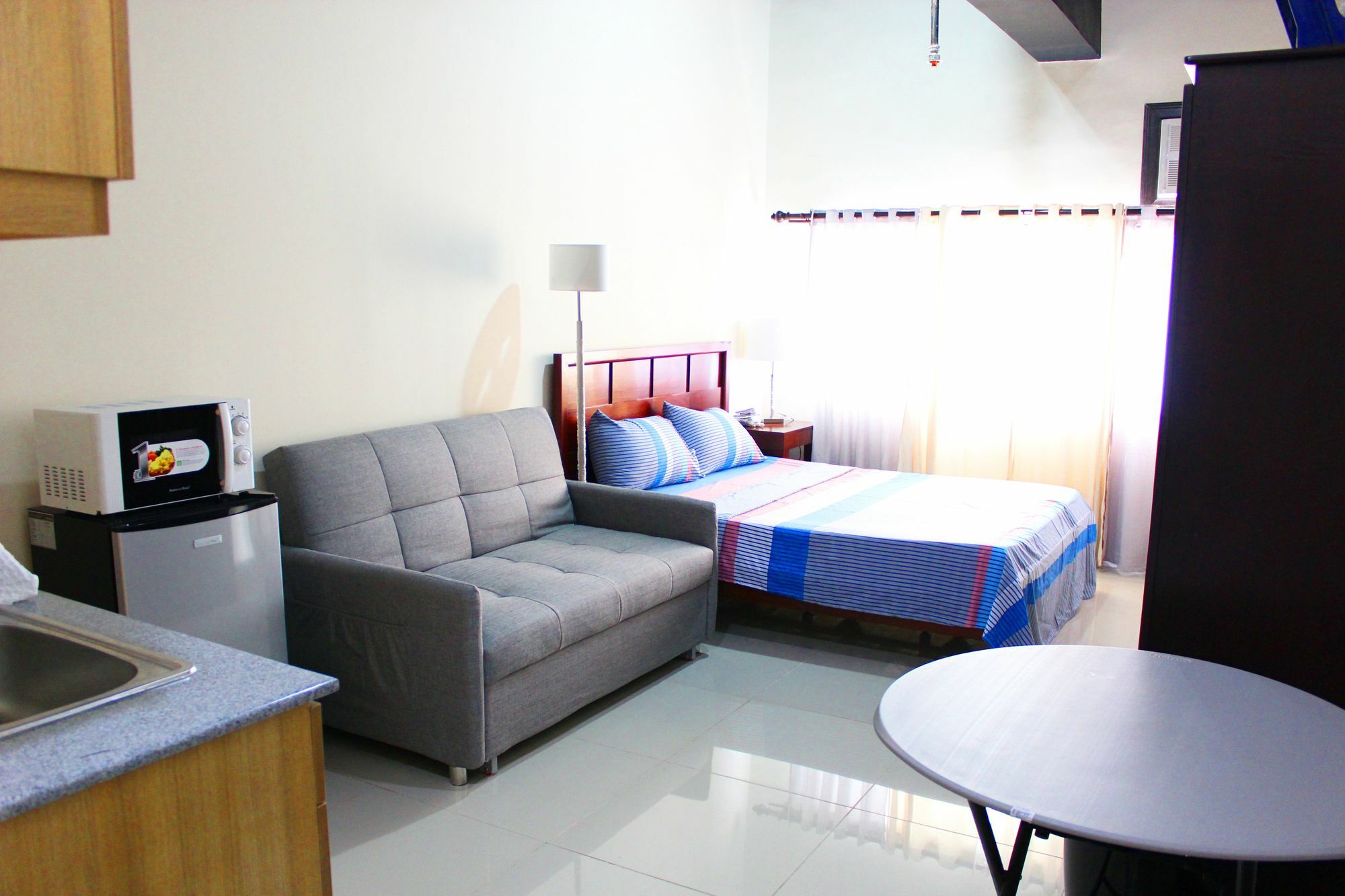 Feel Great Stay Condotels - San Marino Cebu ภายนอก รูปภาพ
