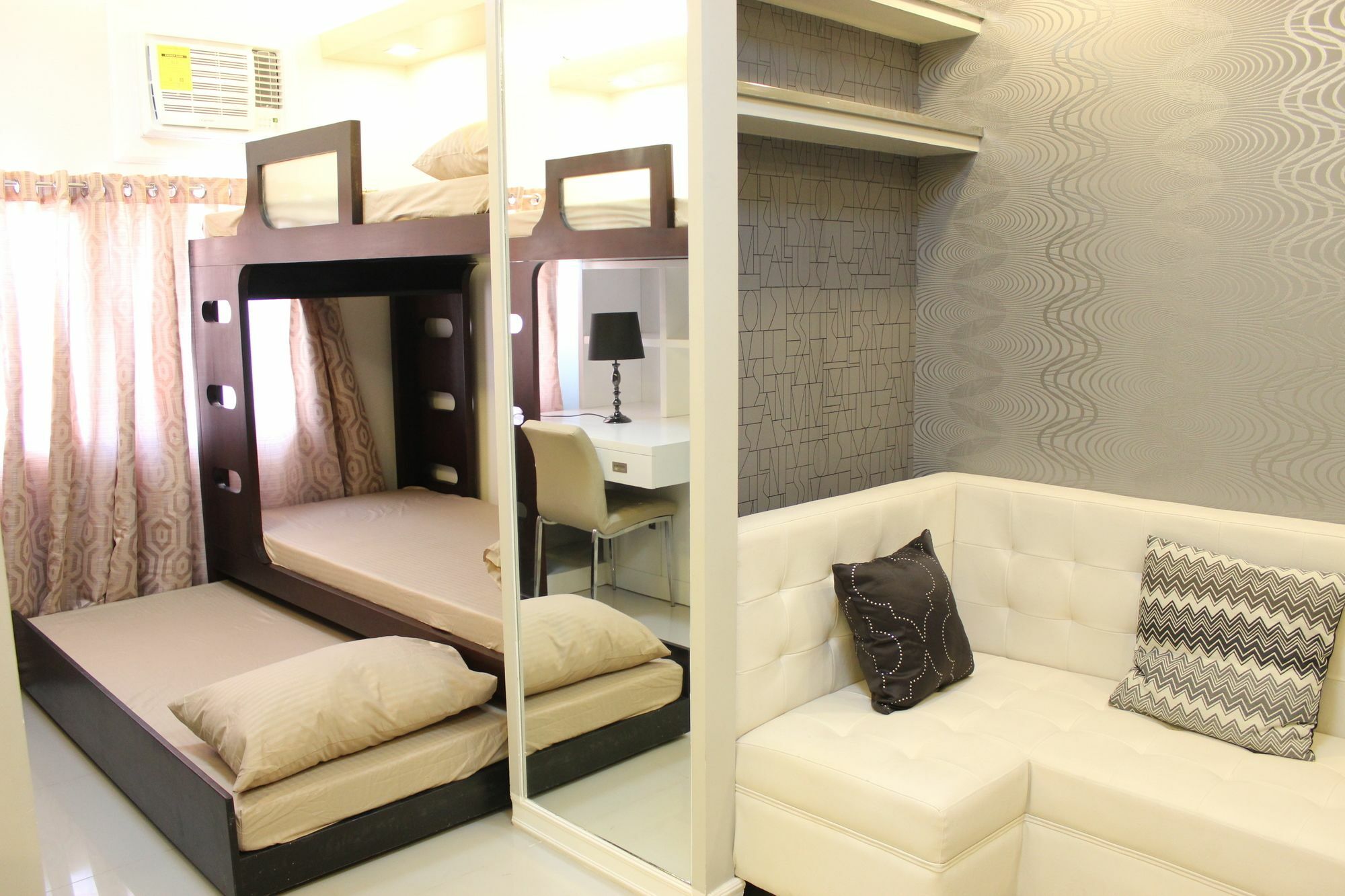 Feel Great Stay Condotels - San Marino Cebu ภายนอก รูปภาพ