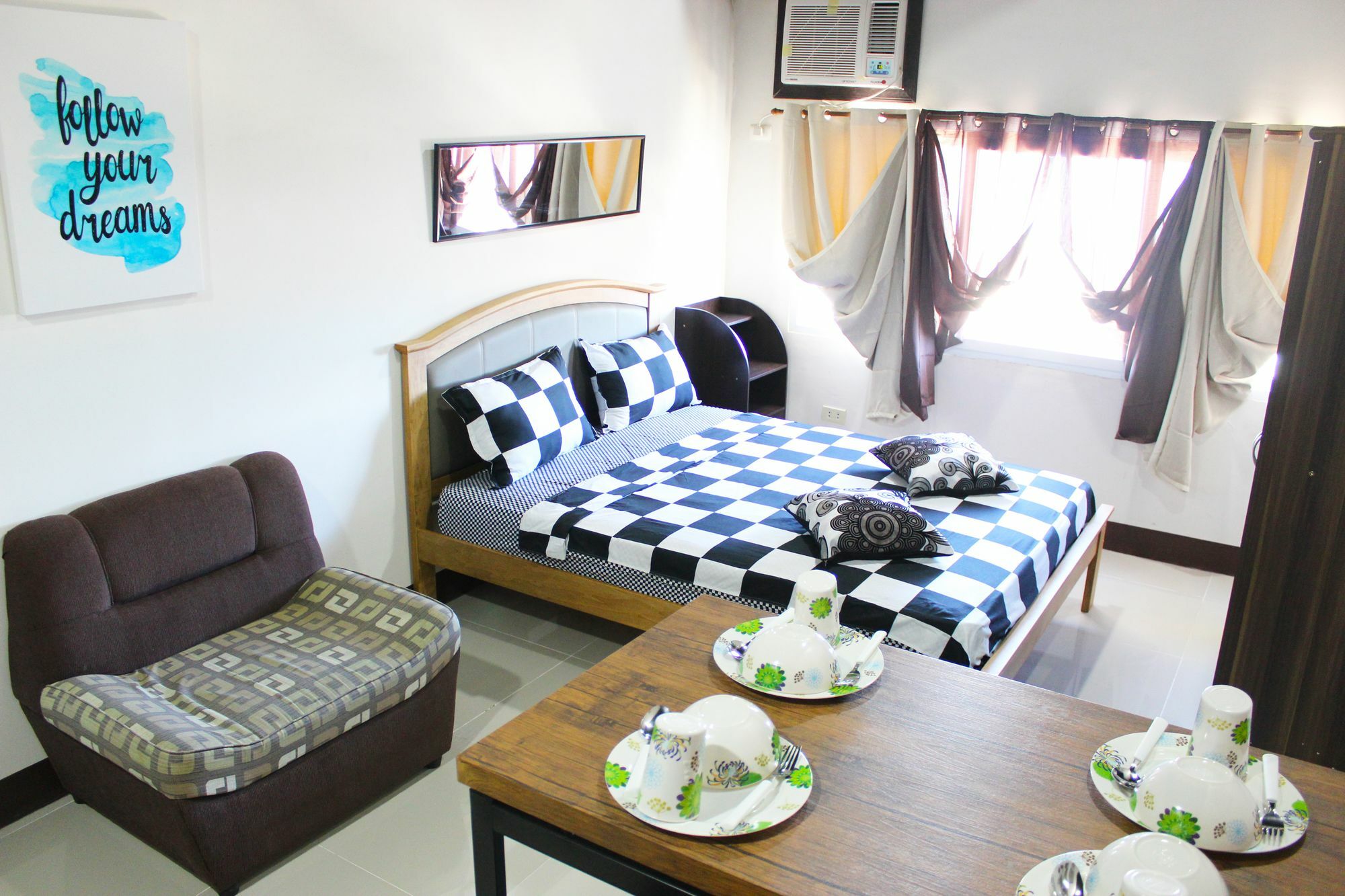 Feel Great Stay Condotels - San Marino Cebu ภายนอก รูปภาพ